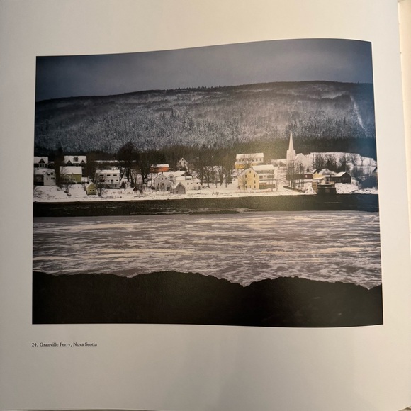 Extraordinary Light Visions of Canada Coffee Table Book by Sherman Hines - Picture 8 of 14